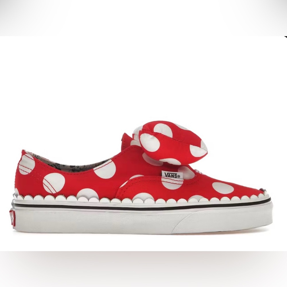 COPY - Disney Minnie Mouse red vans, size 9, excellent condition